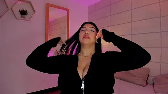 Christine Laam online show from 03-04-26, 12:13