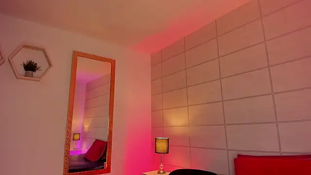 Christine Laam online show from 03-07-26, 12:10