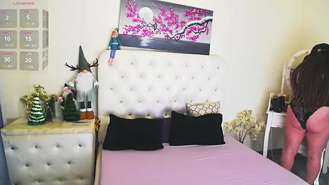 Ysabell01 online show from 01-11-26, 05:36