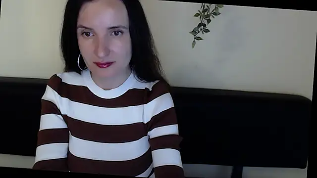 LaimaV  online show from 05-04-26, 10:45