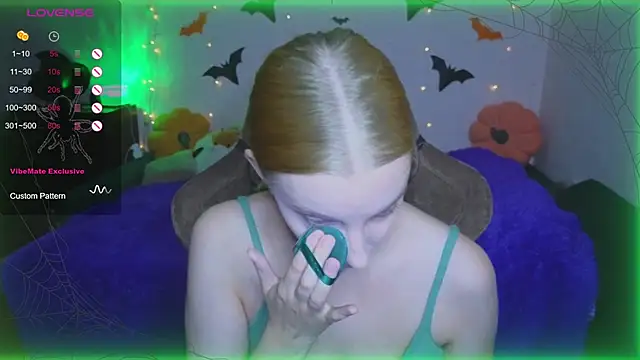 Fluffy muffin  online show from 10-24-25, 03:33