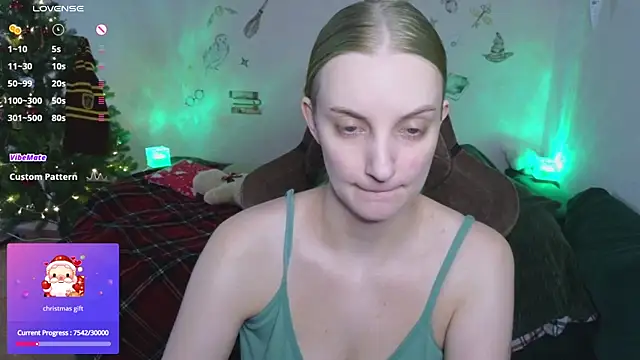 Fluffy muffin  online show from 12-16-25, 09:13