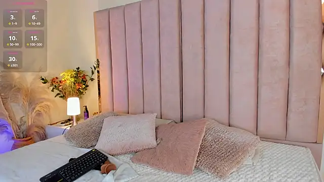 Milan ebony online show from 11-18-25, 11:57