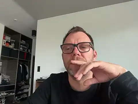 xmnbx77 online show from 11-03-25, 10:30