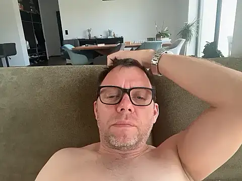 xmnbx77 online show from 10-13-25, 09:55