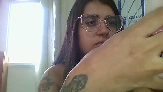 Snapshot of isa_ofc2024 chatting on 05-17-26, 07:36 isa ofc2024 online show from 05-17-26, 07:36