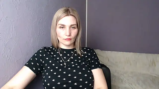 Snapshot of _sexy_lady chatting on 03-07-25, 01:07  sexy lady online show from 03-07-25, 01:07