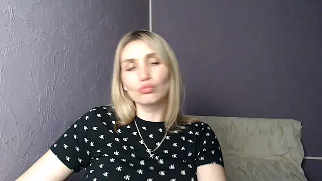 Snapshot of _sexy_lady chatting on 02-23-25, 07:07  sexy lady online show from 02-23-25, 07:07