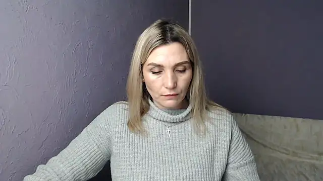 Snapshot of _sexy_lady chatting on 02-19-25, 01:39  sexy lady online show from 02-19-25, 01:39