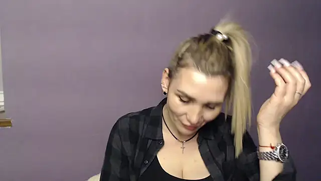  sexy lady online show from 11-04-25, 01:59