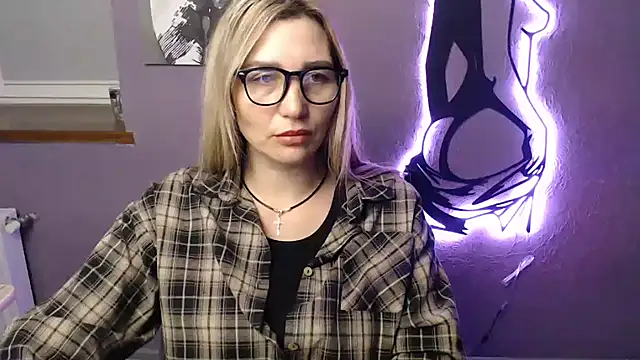  sexy lady online show from 01-06-26, 12:31