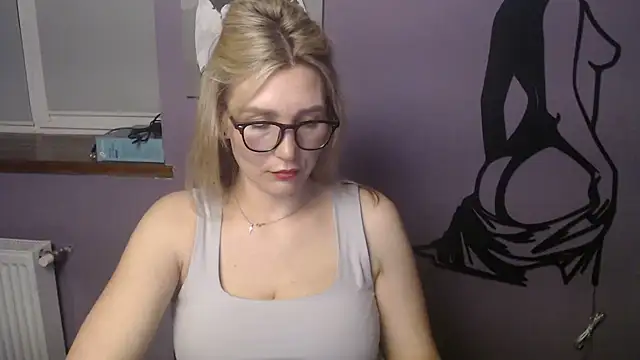 Snapshot of _sexy_lady chatting on 05-23-26, 12:04 sexy lady online show from 05-23-26, 12:04