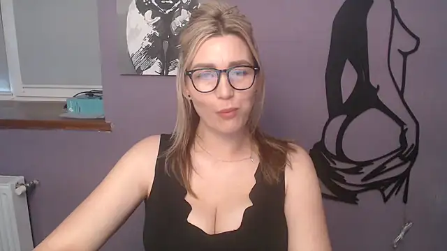 Snapshot of _sexy_lady chatting on 05-27-26, 02:13 sexy lady online show from 05-27-26, 02:13