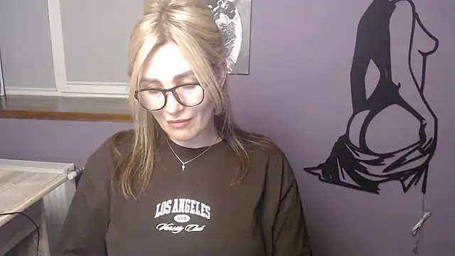 Snapshot of _sexy_lady chatting on 05-10-26, 11:58 sexy lady online show from 05-10-26, 11:58