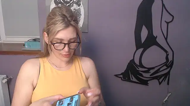 Snapshot of _sexy_lady chatting on 05-28-26, 12:11 sexy lady online show from 05-28-26, 12:11