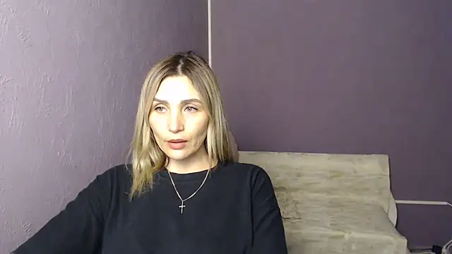 Snapshot of _sexy_lady chatting on 09-13-25, 12:38  sexy lady online show from 09-13-25, 12:38