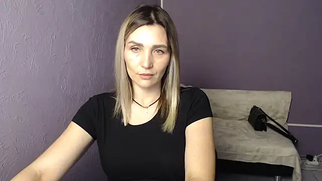 Snapshot of _sexy_lady chatting on 09-23-25, 12:56  sexy lady online show from 09-23-25, 12:56