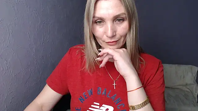 Snapshot of _sexy_lady chatting on 03-10-25, 01:32  sexy lady online show from 03-10-25, 01:32