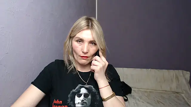 Snapshot of _sexy_lady chatting on 03-13-25, 05:18  sexy lady online show from 03-13-25, 05:18