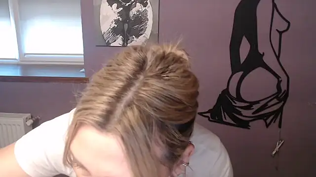  sexy lady online show from 03-10-26, 12:20