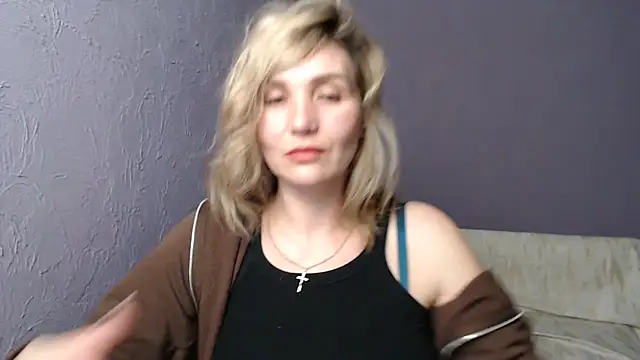 Snapshot of _sexy_lady chatting on 03-20-25, 05:47  sexy lady online show from 03-20-25, 05:47