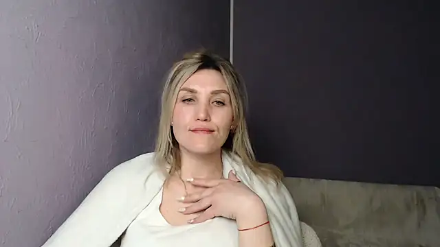 Snapshot of _sexy_lady chatting on 02-26-25, 04:30  sexy lady online show from 02-26-25, 04:30