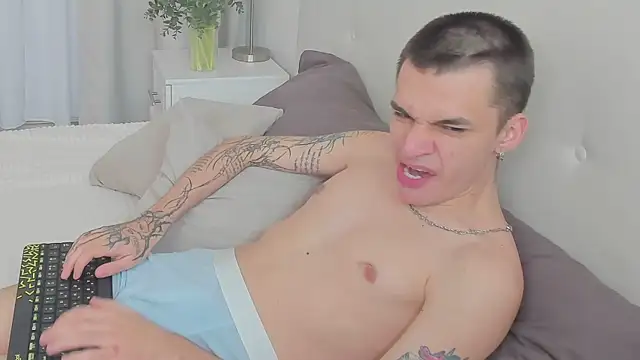 Andrew Clar online show from 11-29-25, 04:29