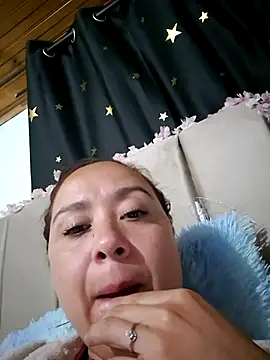 Snapshot of RenataSexy_ chatting on 07-15-26, 12:17 RenataSexy online show from 07-15-26, 12:17