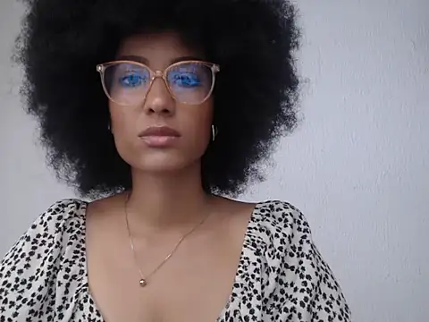 violettamartins online show from 04-21-26, 07:53