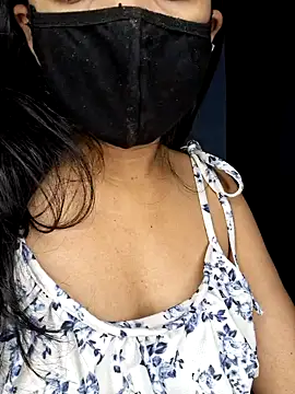 Nisha027 online show from 11-06-25, 11:53