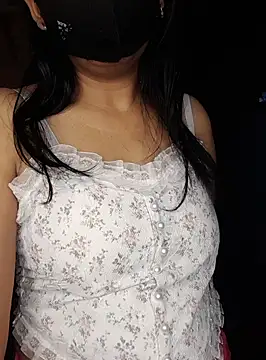 Nisha027 online show from 03-05-25, 12:27