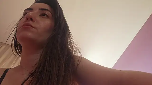 Snapshot of AlejandraDelaney chatting on 06-25-26, 12:43 AlejandraDelaney online show from 06-25-26, 12:43