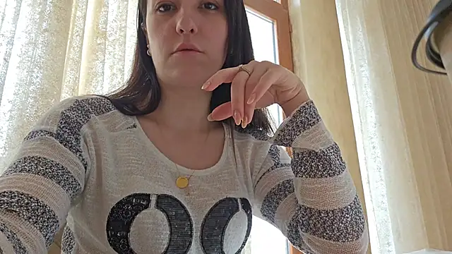 Snapshot of AlejandraDelaney chatting on 02-13-25, 08:38 AlejandraDelaney online show from 02-13-25, 08:38