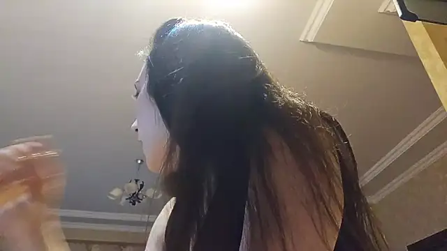 AlejandraDelaney online show from 11-27-25, 01:11