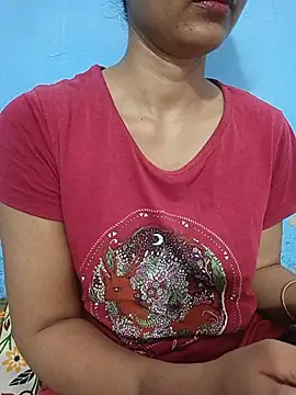 Snapshot of Rajni-Mehra chatting on 06-25-26, 04:43 Rajni-Mehra online show from 06-25-26, 04:43