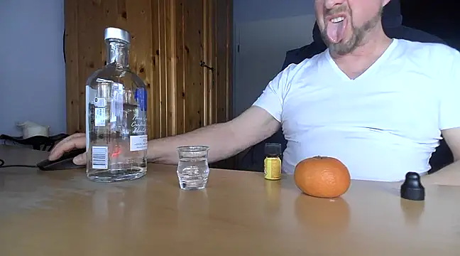 Tom PP cgn online show from 03-03-25, 08:54