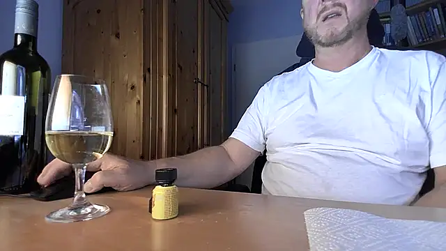 Tom PP cgn online show from 10-06-25, 09:37