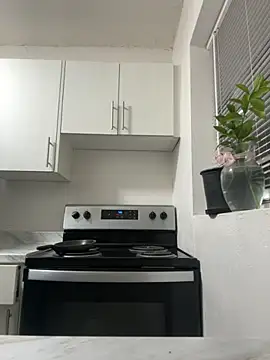 miamiworld online show from 11-12-25, 11:08