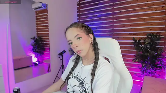 Sapphire Venuss online show from 02-22-26, 11:50