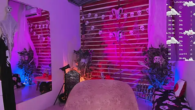 Sapphire Venuss online show from 10-12-25, 02:35