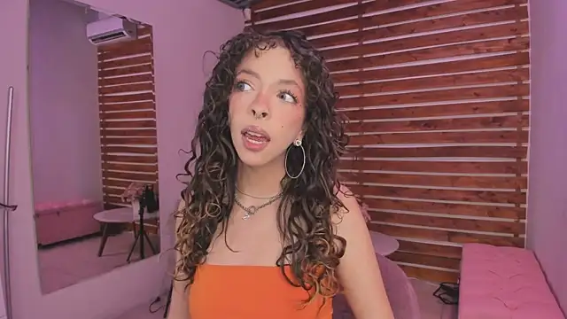 Sapphire Venuss online show from 12-04-25, 02:21