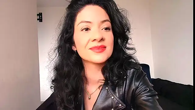 miabeautyxx online show from 03-11-26, 02:11