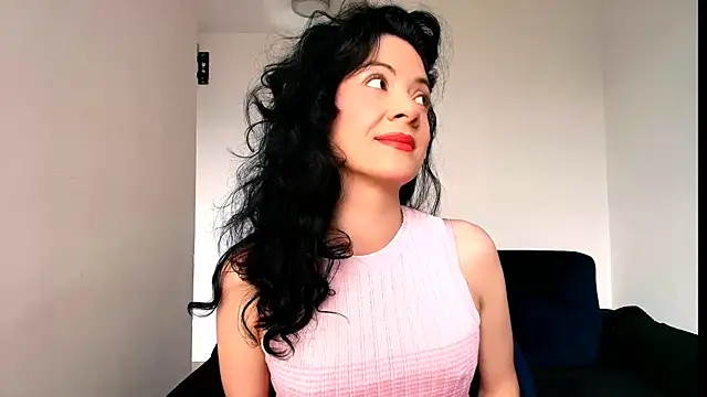 miabeautyxx online show from 04-06-26, 01:23