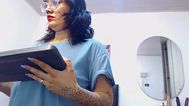 lily f00x online show from 10-07-25, 12:39