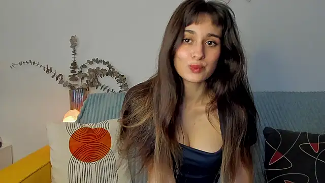 erika hoiree online show from 11-03-25, 07:46