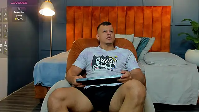 Alex towers online show from 12-26-24, 06:54