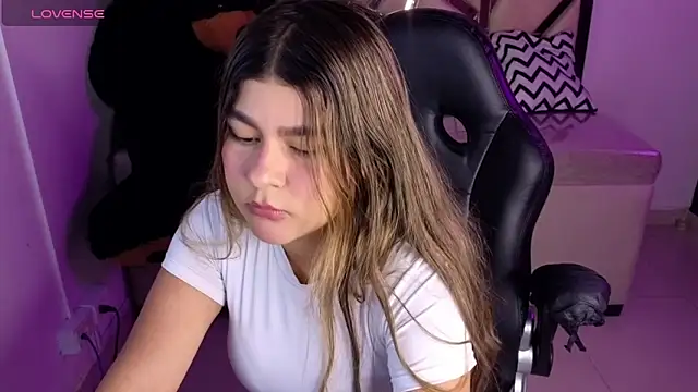 emmalee 01a online show from 03-07-25, 10:56