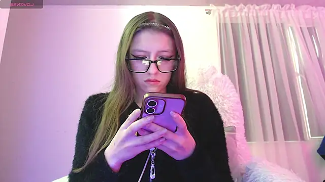 Aurora blossom   online show from 09-10-25, 05:12