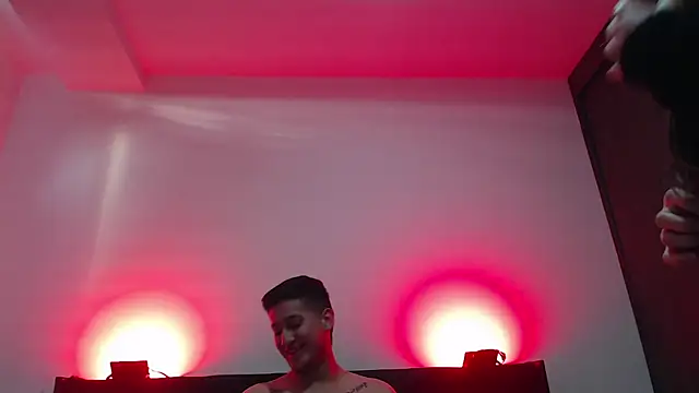 Aurora blossom   online show from 10-21-25, 10:09