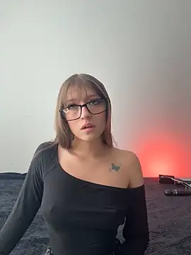 Aurora blossom   online show from 10-03-25, 07:48